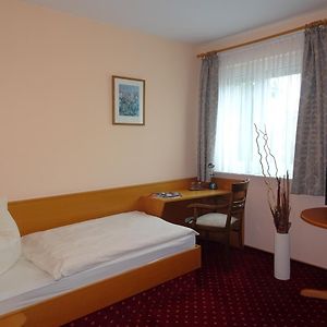 Einzelzimmer